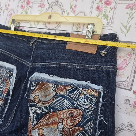 Mens Dark Wash Denim Jeans Embroidered Koi Fish Wave Baggy Y2K Streetwear 38x34 - Picture 6 of 7